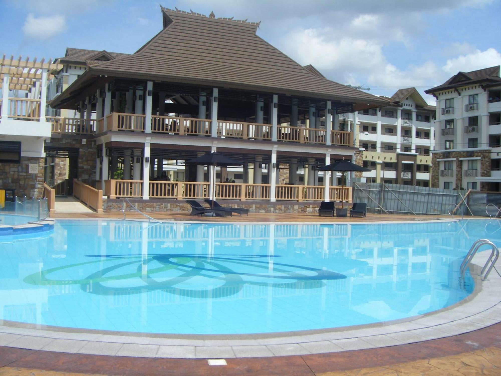 The Oasis Davao Condotel Exterior foto