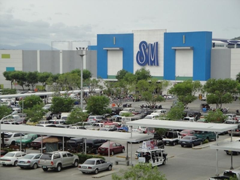 The Oasis Davao Condotel Exterior foto