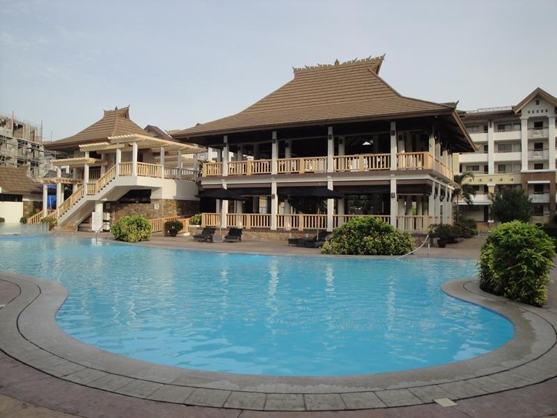 The Oasis Davao Condotel Exterior foto